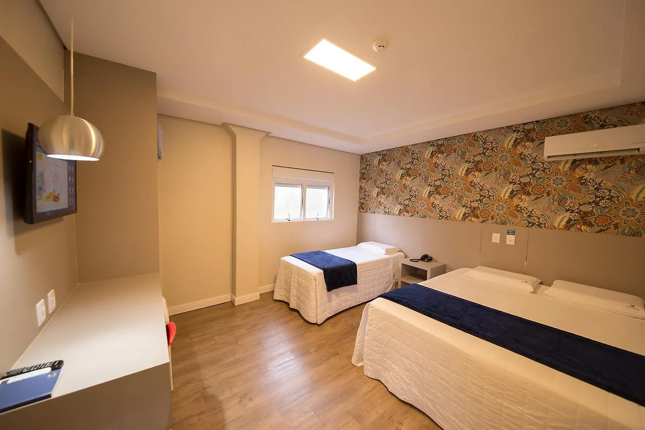 Hiber Hotel - Acesso A Chapeco 3*,