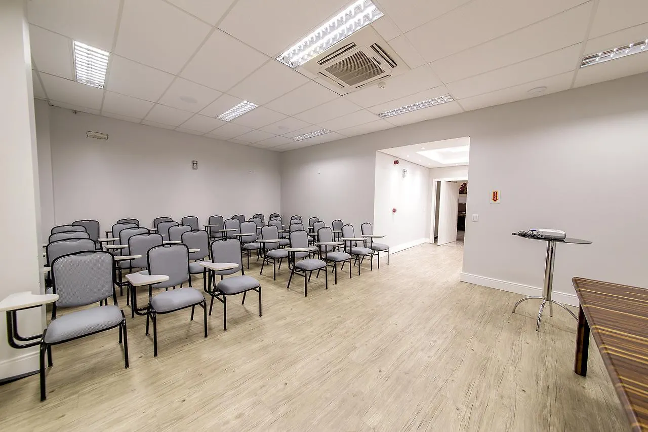 Hiber Hotel - Acesso A Chapeco 3*,
